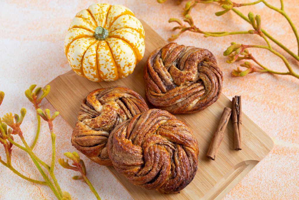 Pumpkin Spice Buns for Halloween